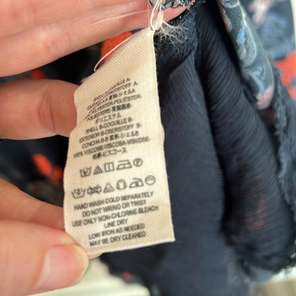 Free People So Fine Floral Navy Smocked Crepe Top Medium - Picture 7 of 8